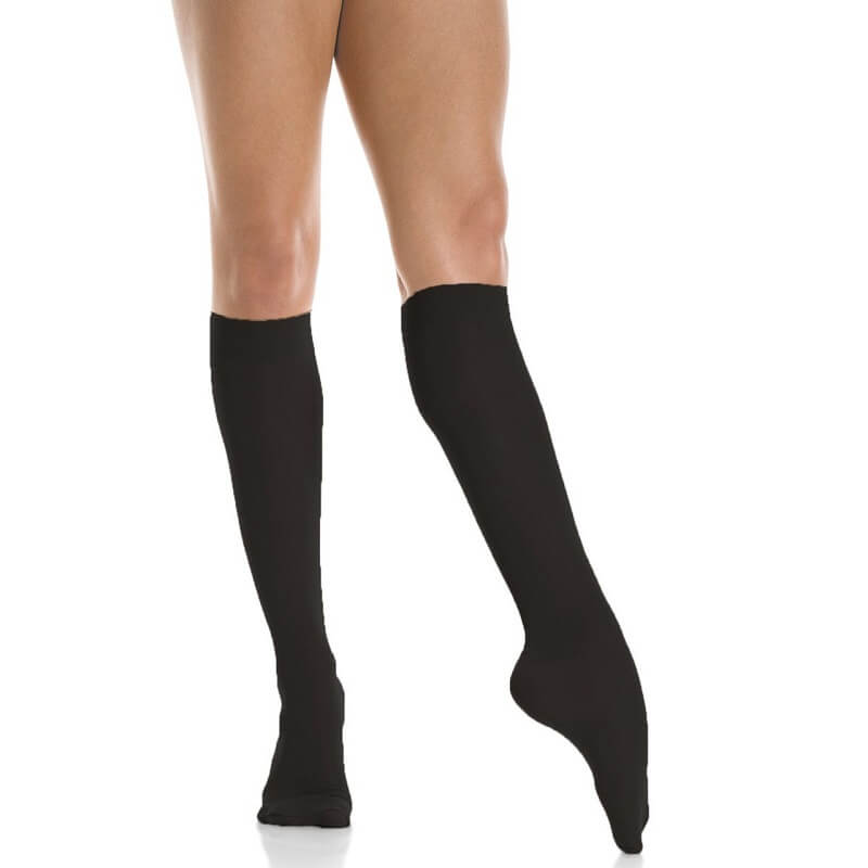 Calcetas Malla Mondor Modelo 106 Negra para patinadora de venta en Skate World