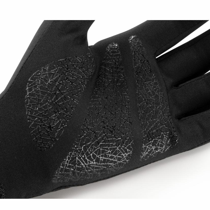 Edea E-Gloves Pro, palma con patrón especial para mejorar el agarre y dar seguridad en caso de caídas.