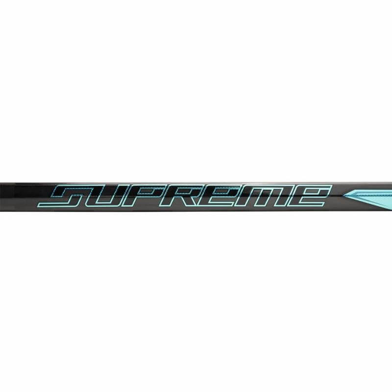 Logo Bauer y acabado premium del Palo Supreme Fuse Grip – Bastón de élite con diseño pionero en la gama Supreme.