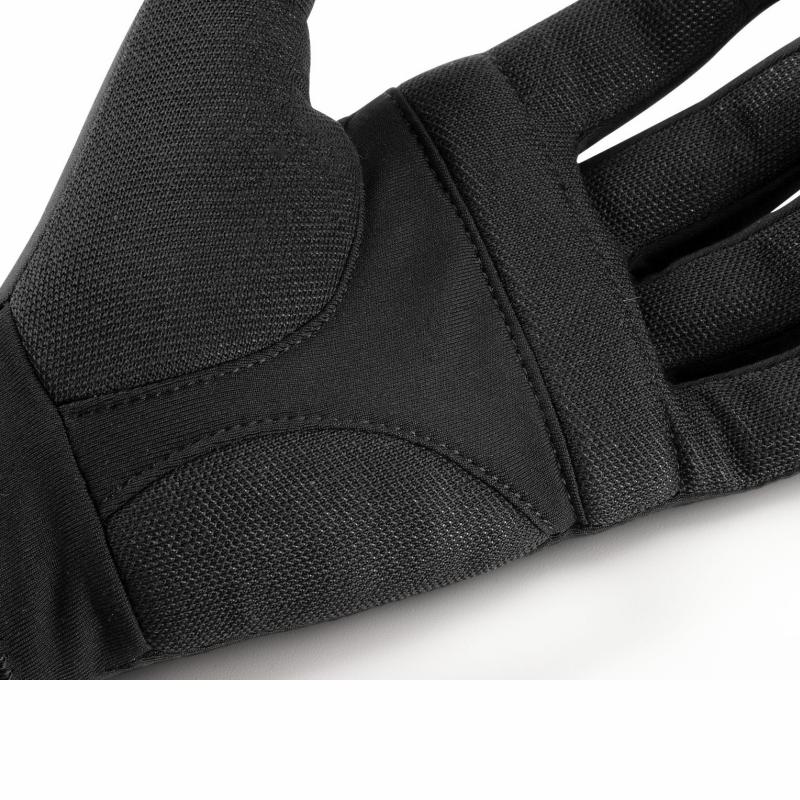 Guantes Edea E-Gloves Anti-Cut, su acolchado con forma en las palmas absorbe los impactos.